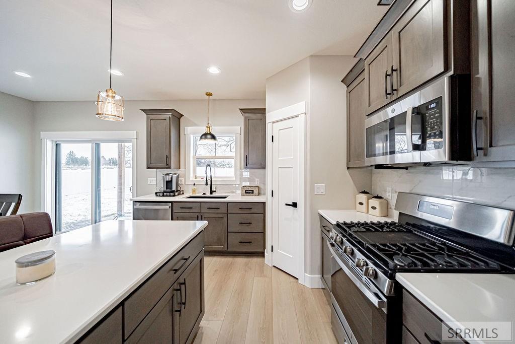 2050 Cruiser Loop Blackfoot, ID 83221 - Photo 6 of 36