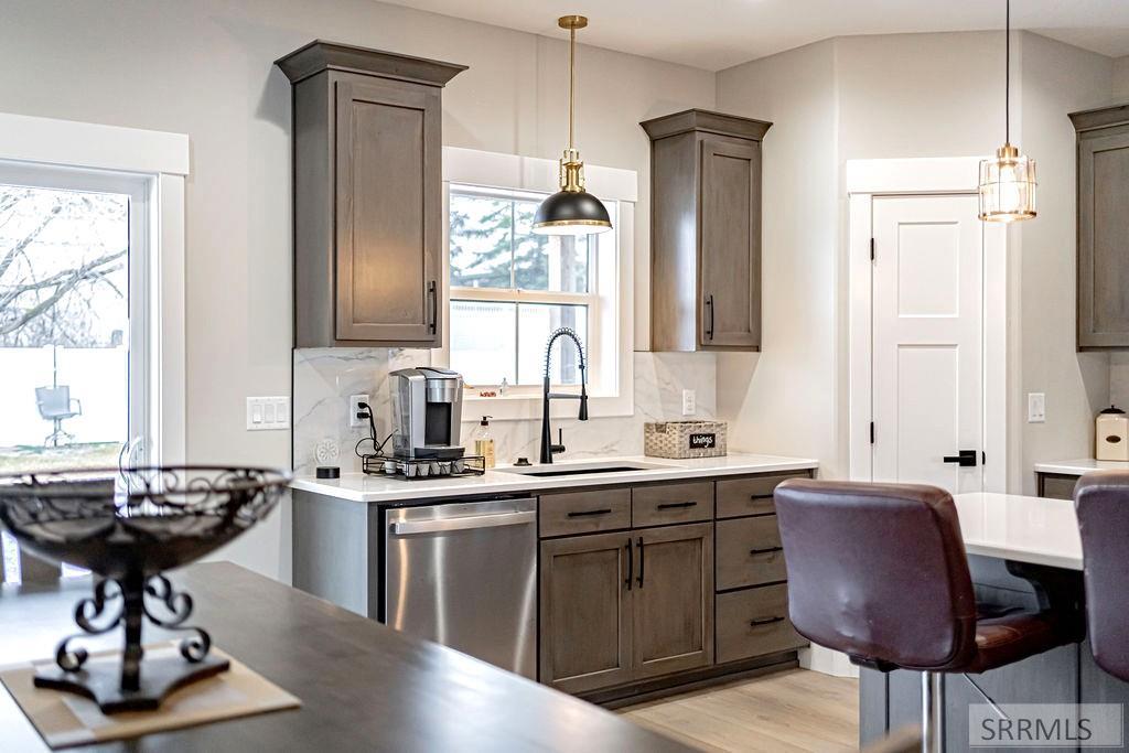 2050 Cruiser Loop Blackfoot, ID 83221 - Photo 7 of 36