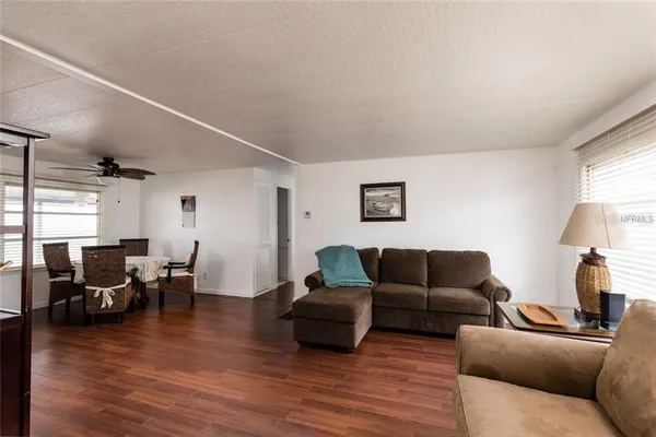 $1,350 | Undisclosed Address, Clearwater, FL 33764