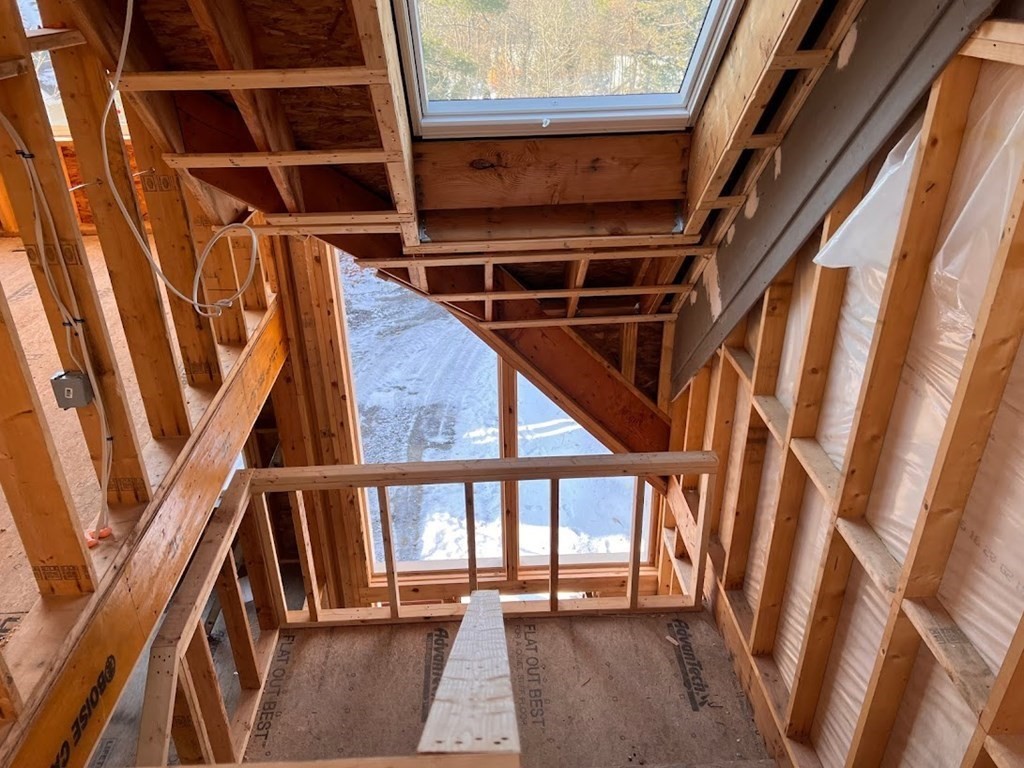 9 Wildflower Path, Unit 9 Hudson, MA 01749 - Photo 5 of 25 Gallery Image 5