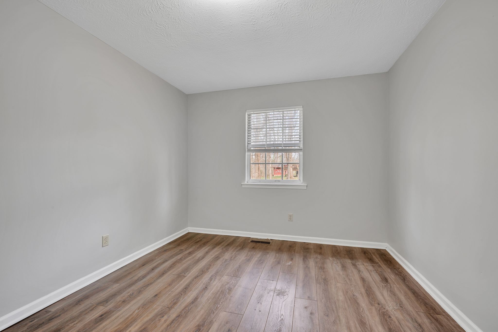 2034 Wolfe Road White Bluff, TN 37187 - Photo 20 of 29