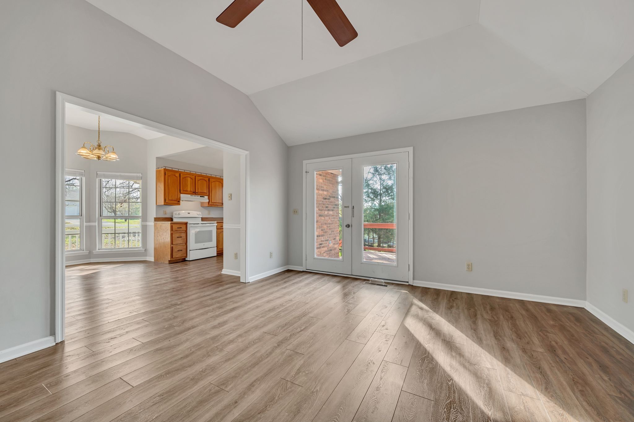 2034 Wolfe Road White Bluff, TN 37187 - Photo 6 of 29