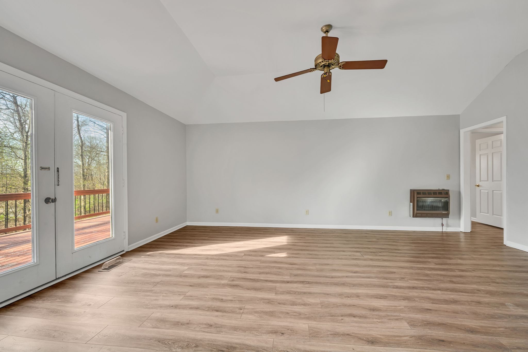 2034 Wolfe Road White Bluff, TN 37187 - Photo 8 of 29