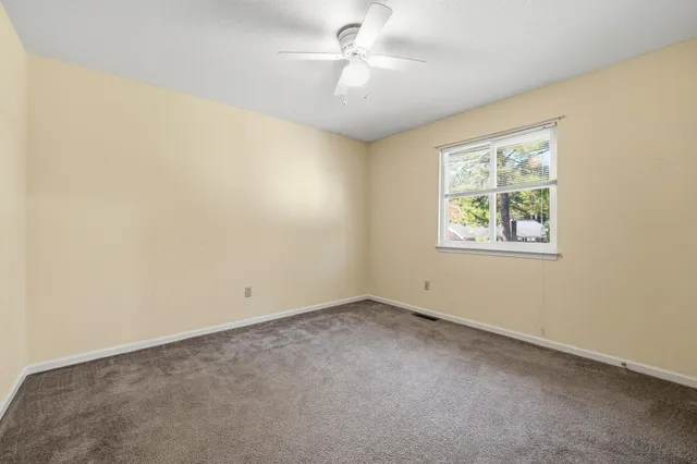 $369,999 | 129 Canaberry Circle, Summerville, SC 29483