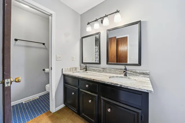 $369,999 | 129 Canaberry Circle, Summerville, SC 29483