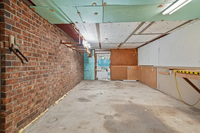 $369,999 | 129 Canaberry Circle, Summerville, SC 29483