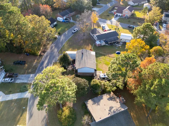 $369,999 | 129 Canaberry Circle, Summerville, SC 29483