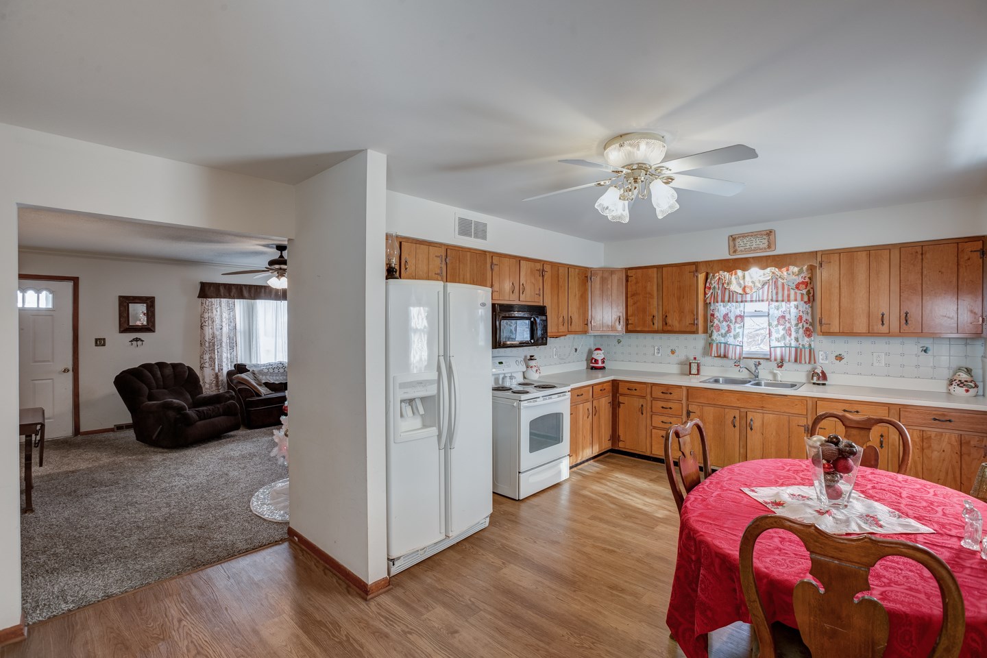 5933 Gardner Road Chandler, IN 47610 - Photo 6 of 28 Gallery Image 6