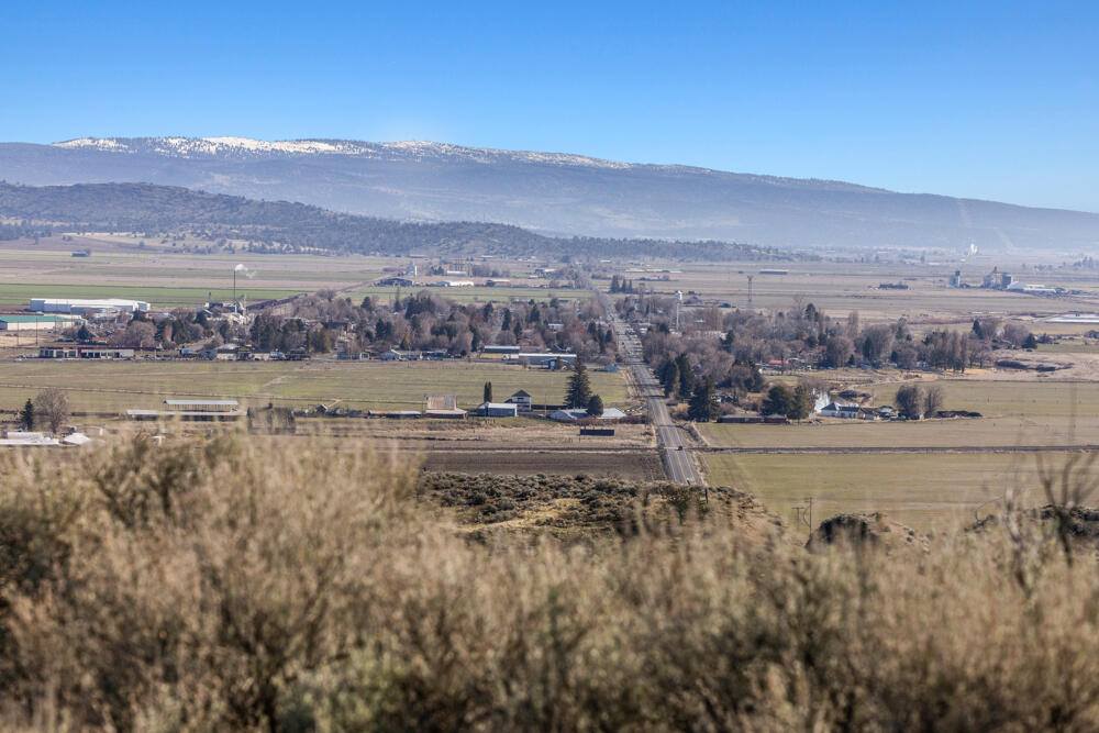 12150 Falvey Road Klamath Falls, OR 97603 - Photo 47 of 80 12150FalveyRd.-56