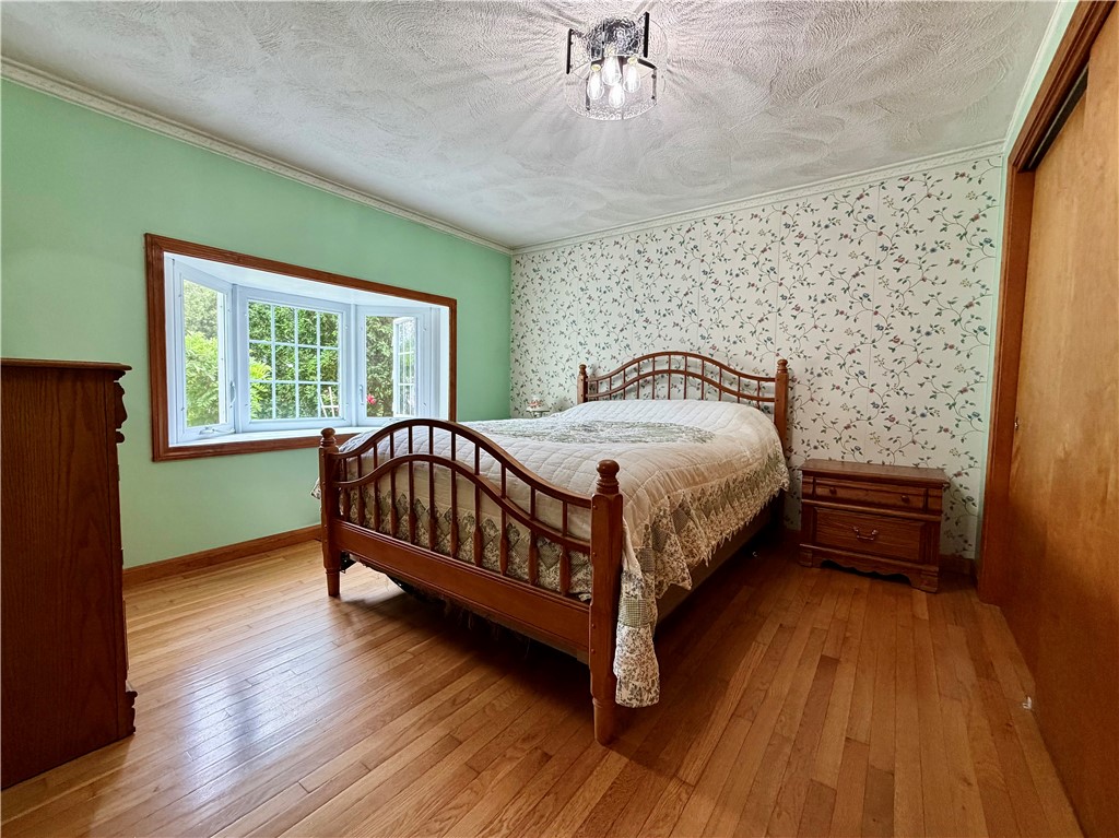 328 Rhodes Avenue Woonsocket, RI 02895 - Photo 13 of 29