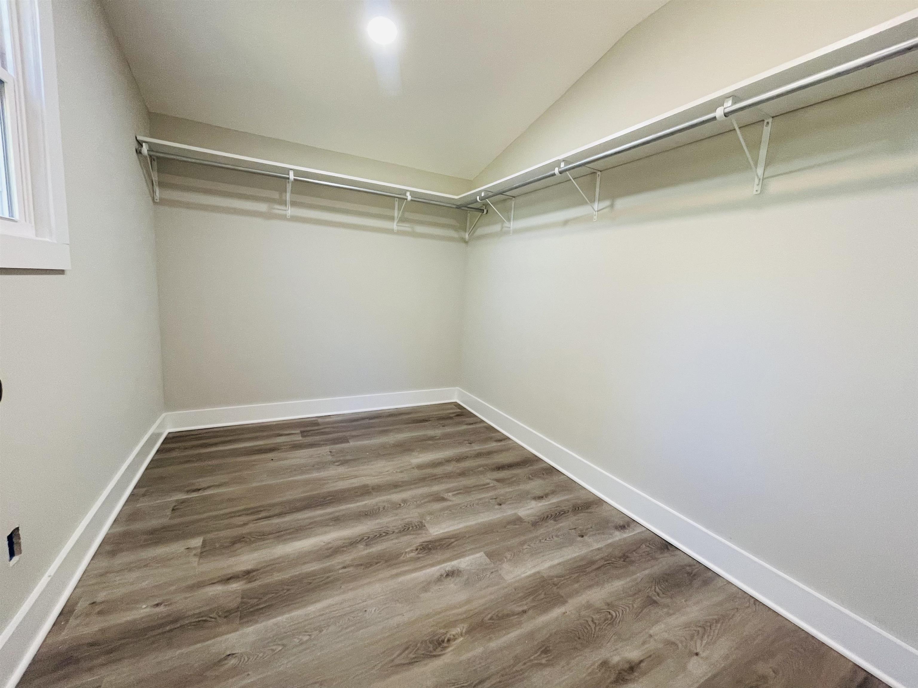 6490 Highway 226 Savannah, TN 38372 - Photo 20 of 38 a view of a room with wooden floor
