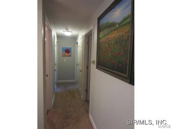 220 West County Road Jerseyville, IL 62052 - Photo 19 of 24 Gallery Image 19
