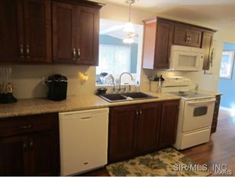 220 West County Road Jerseyville, IL 62052 - Photo 4 of 24 Gallery Image 4