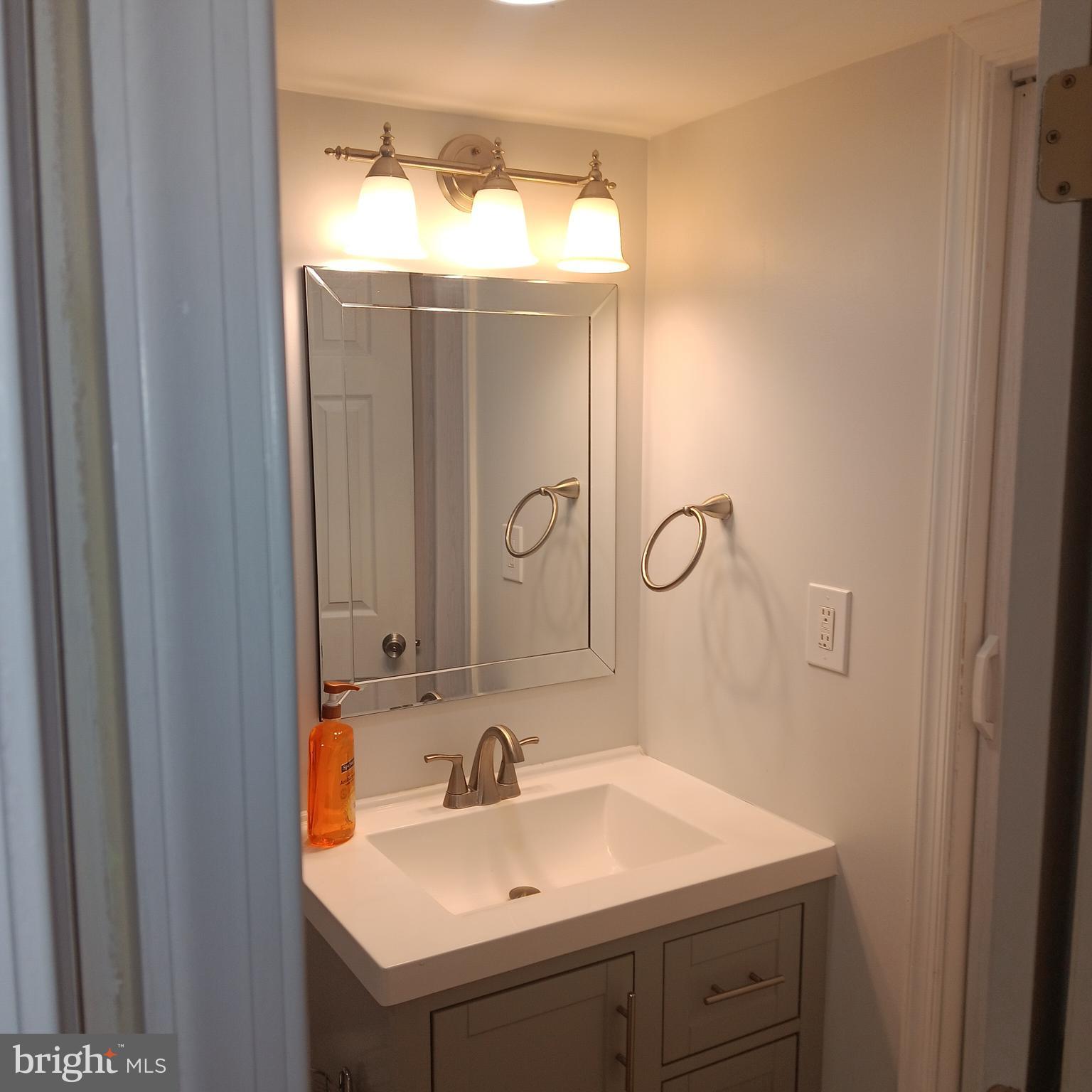 1825 Addison Road South District Heights, MD 20747 - Photo 14 of 40