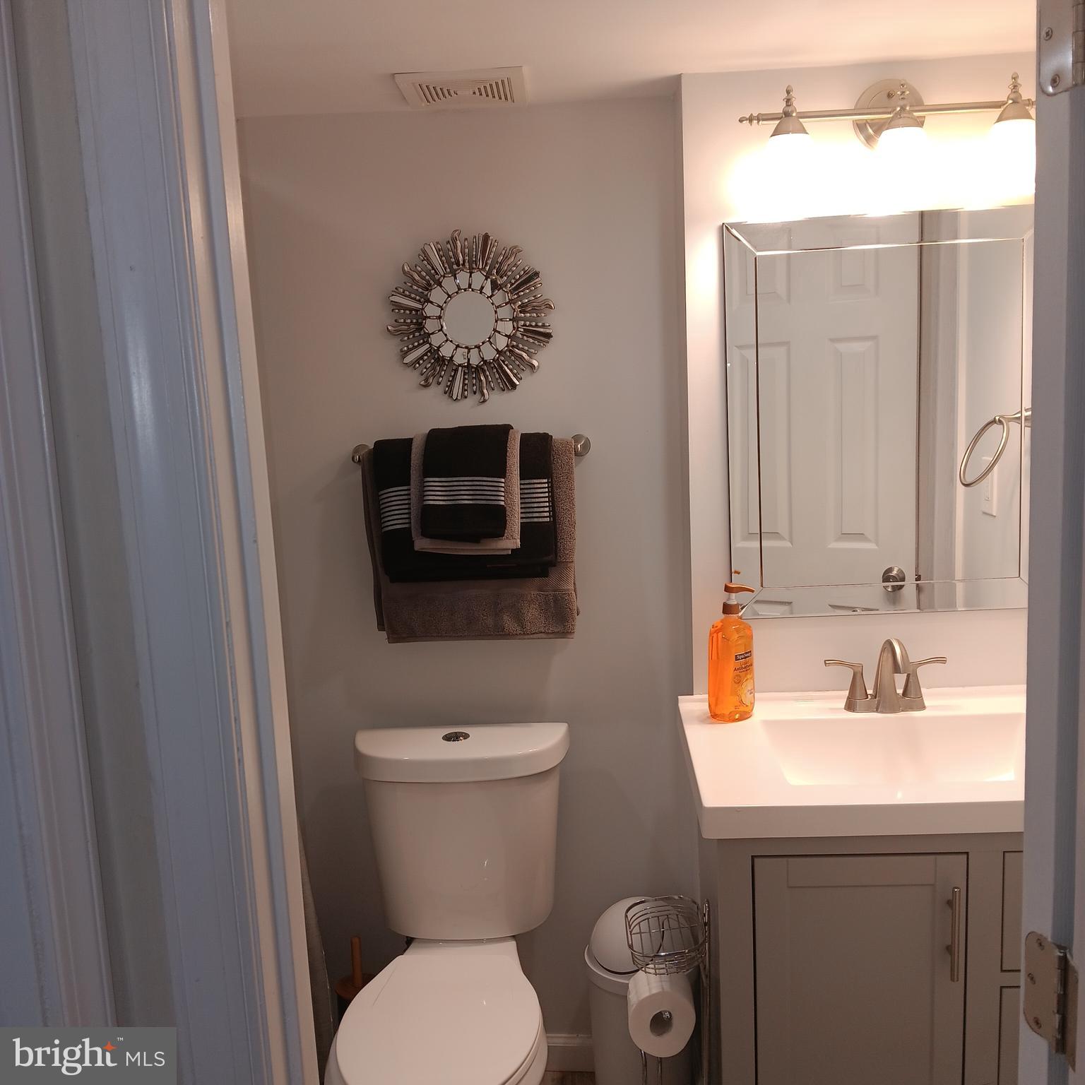 1825 Addison Road South District Heights, MD 20747 - Photo 15 of 40 Bath room