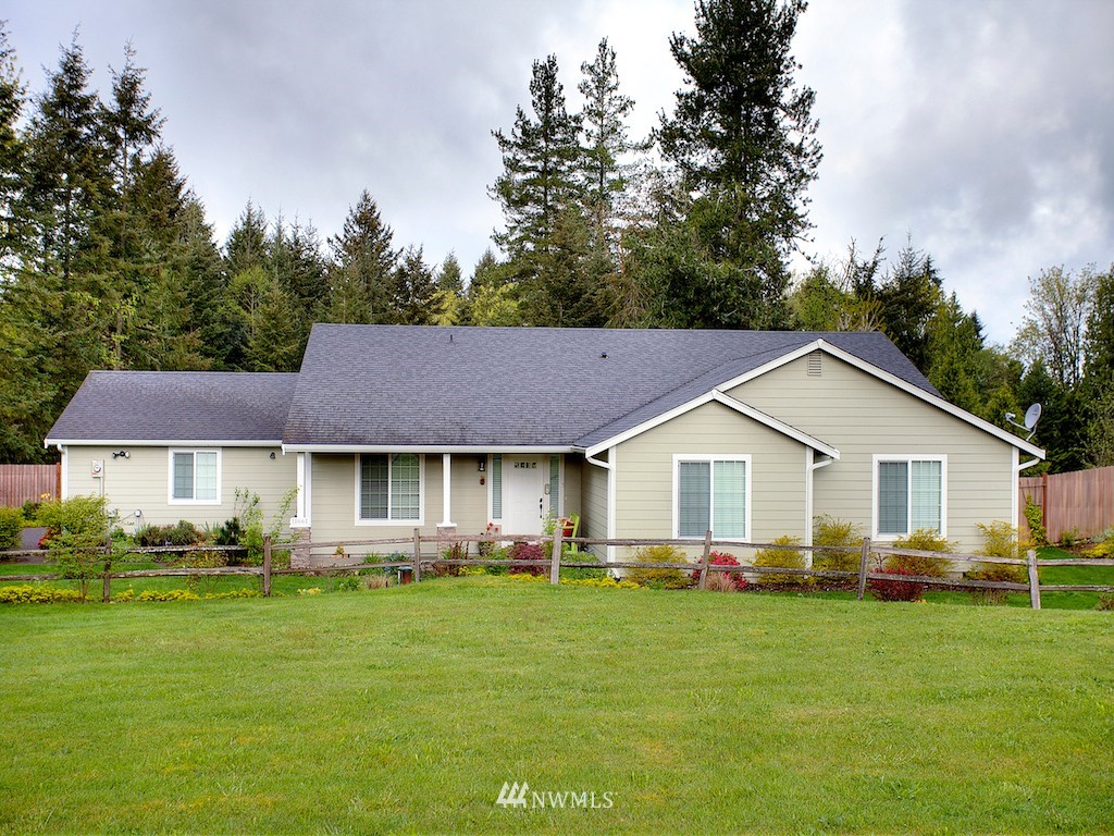 11661 Southeast Black Road Olalla, WA 98359 - Photo 3 of 22 Gallery Image 3