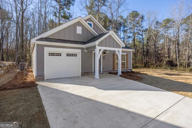 $329,999 | 23 Rivers Edge Lane, Franklin, GA 30217