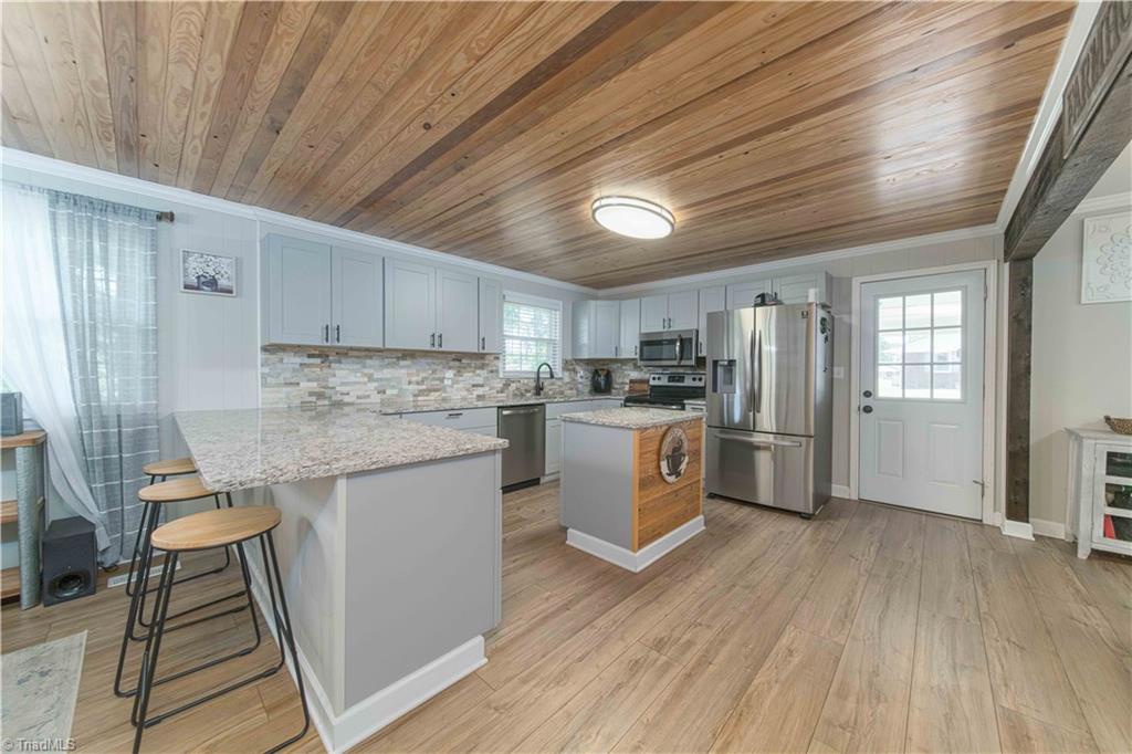1440 Longtown Road Yadkinville, NC 27055 - Photo 9 of 30