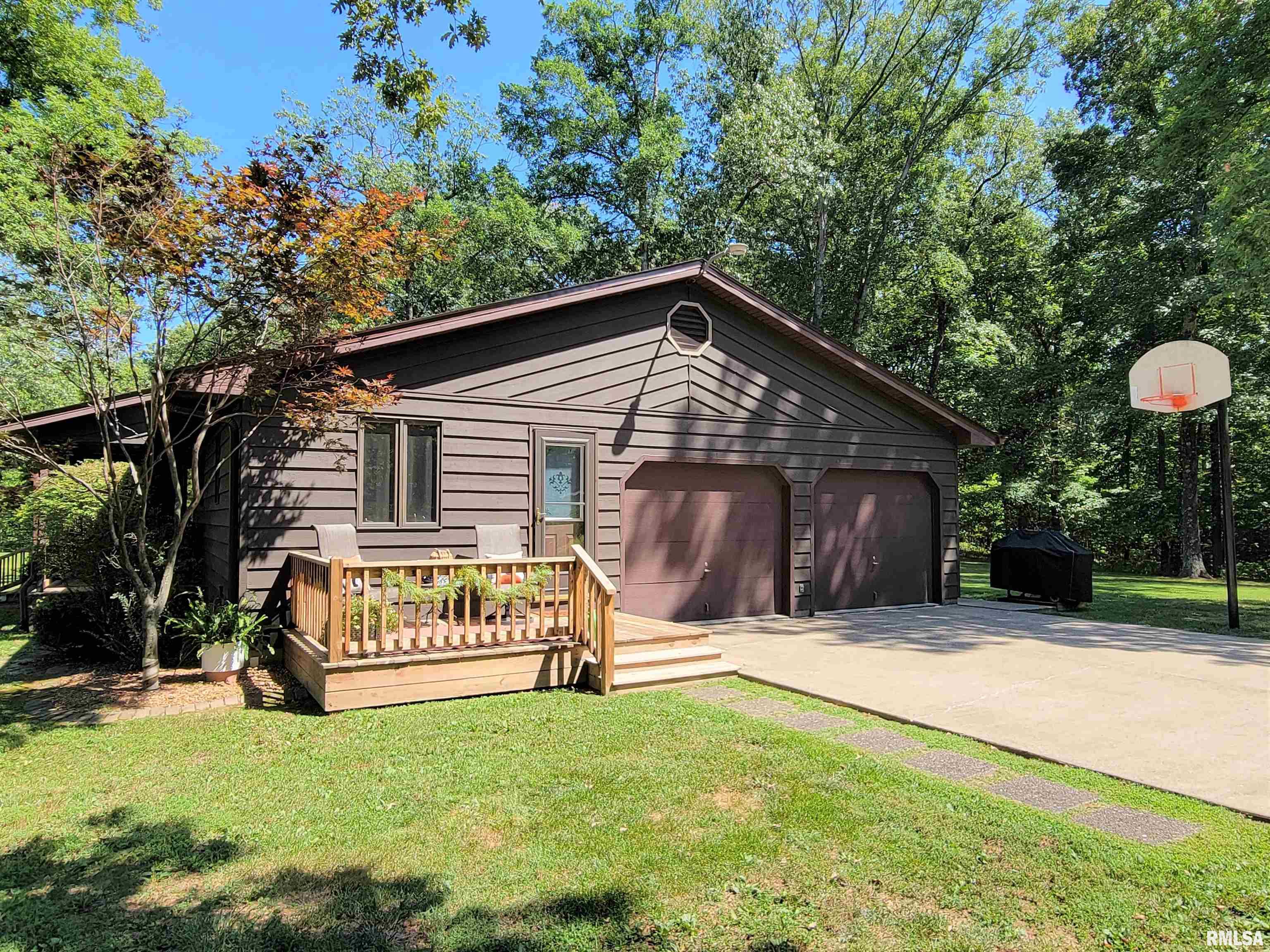 96 Forest Drive Flora, IL 62839 - Photo 14 of 89