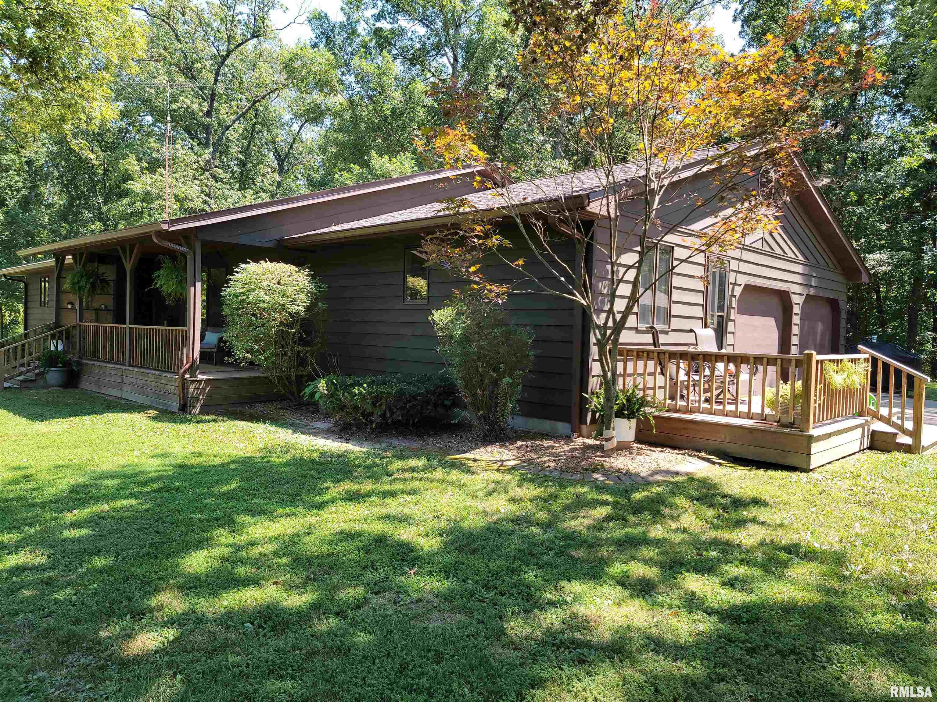 96 Forest Drive Flora, IL 62839 - Photo 3 of 89