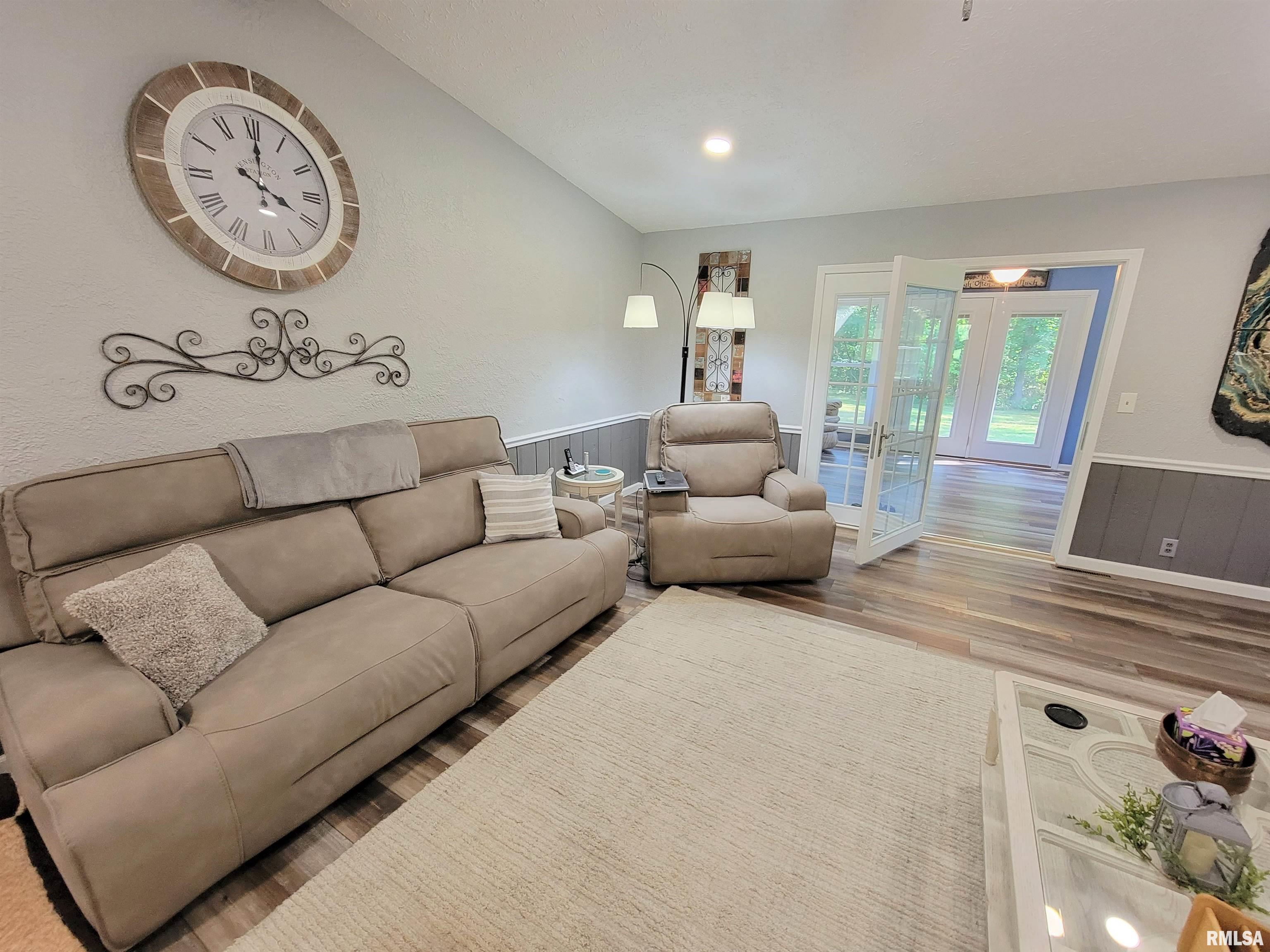 96 Forest Drive Flora, IL 62839 - Photo 35 of 89