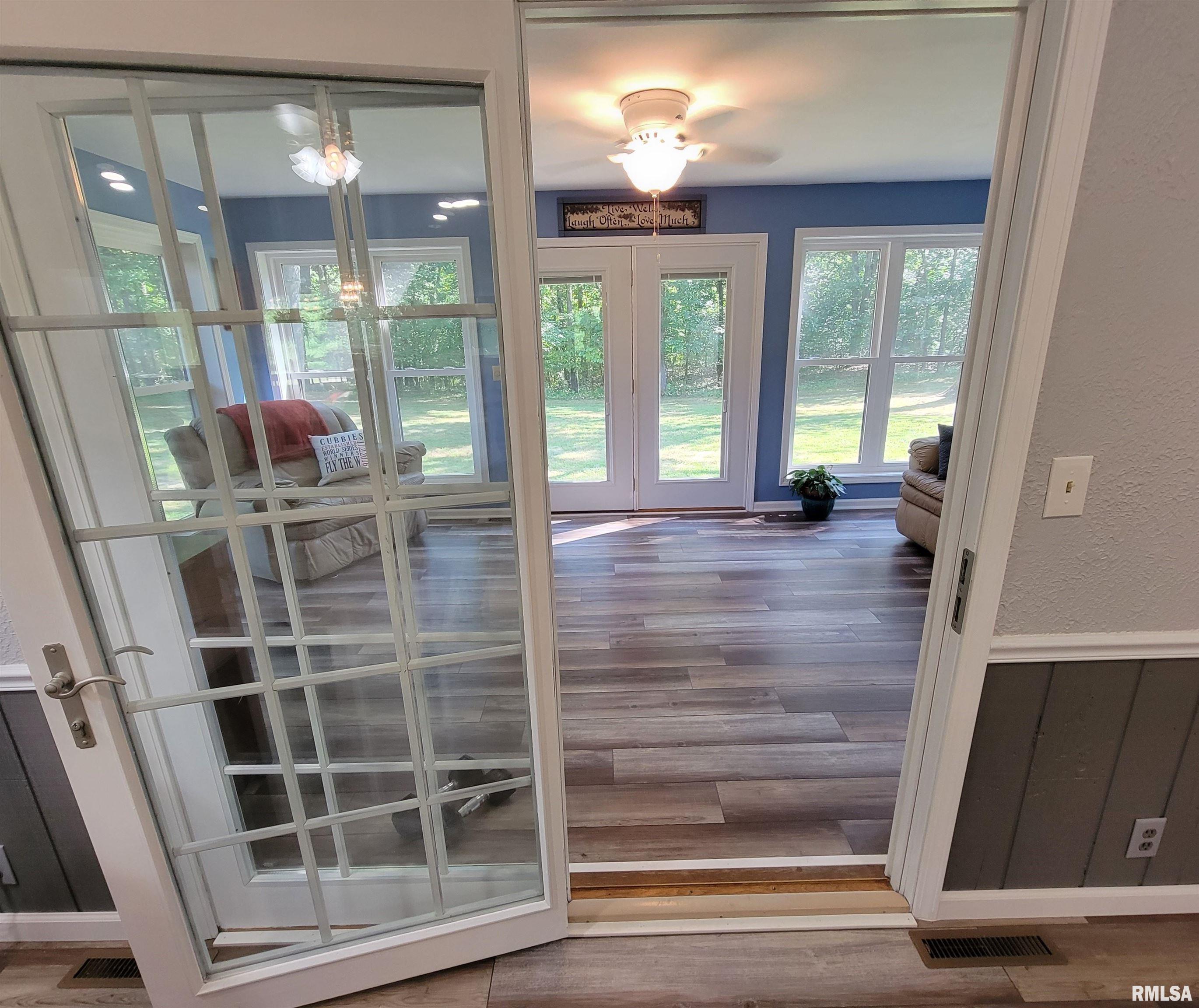 96 Forest Drive Flora, IL 62839 - Photo 36 of 89