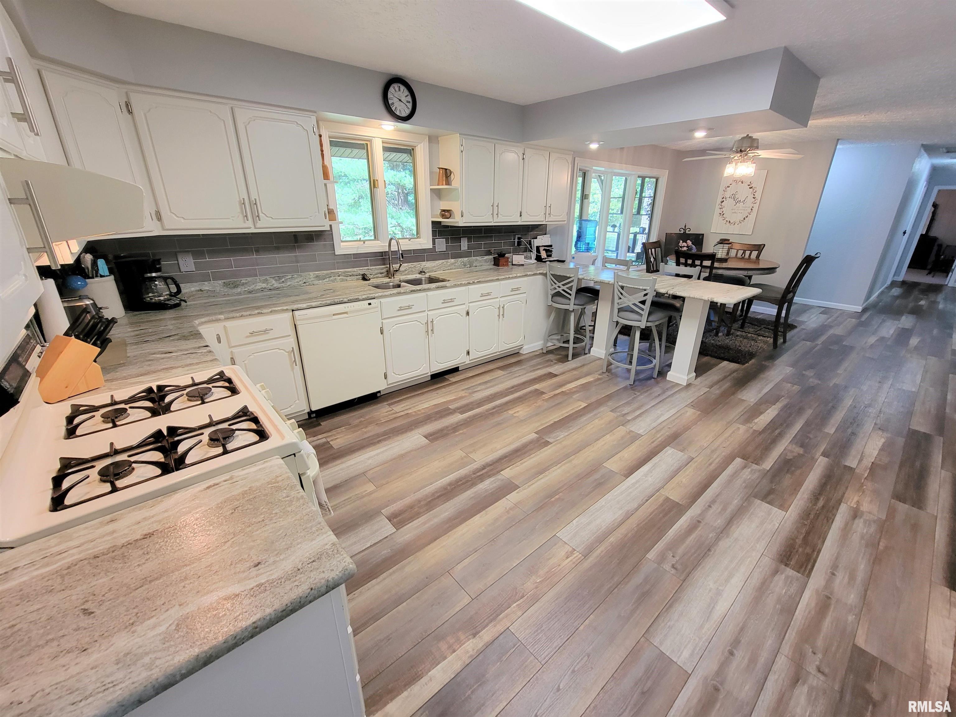 96 Forest Drive Flora, IL 62839 - Photo 46 of 89