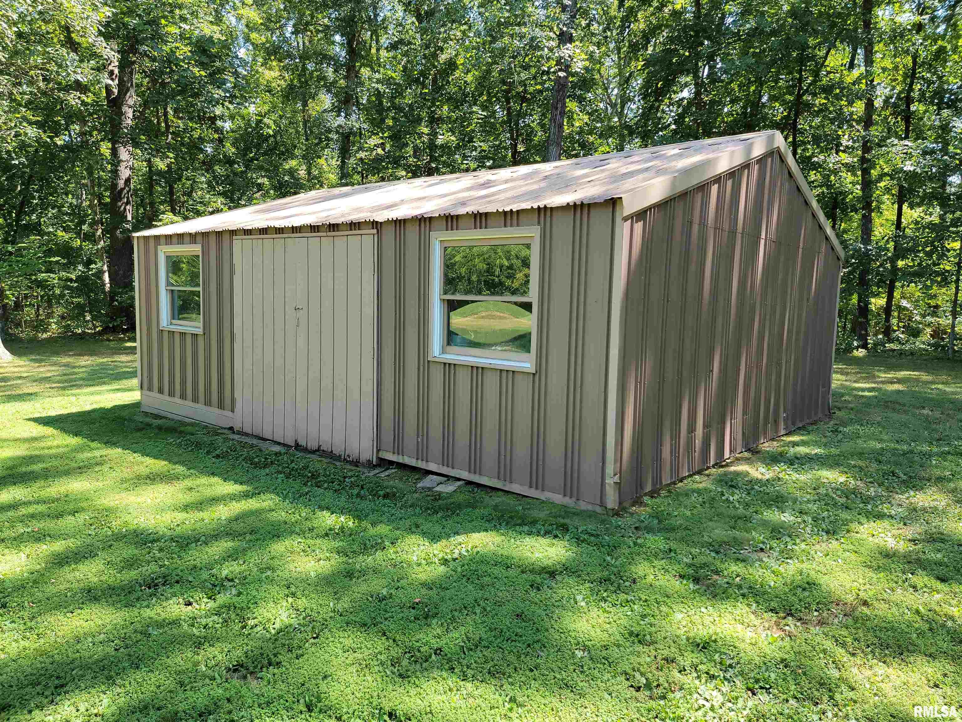 96 Forest Drive Flora, IL 62839 - Photo 83 of 89