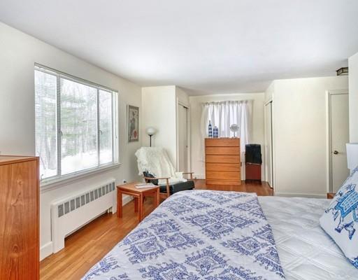 7 Oak Knoll Road Lincoln, MA 01773 - Photo 17 of 25 Gallery Image 17