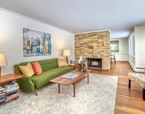 7 Oak Knoll Road Lincoln, MA 01773 - Photo 3 of 25 Gallery Image 3