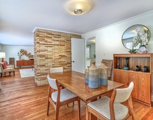 7 Oak Knoll Road Lincoln, MA 01773 - Photo 4 of 25 Gallery Image 4