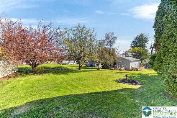 $334,900 | 813 Karoly Street, Freemansburg, PA 18017