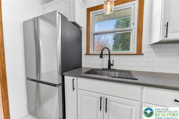 $334,900 | 813 Karoly Street, Freemansburg, PA 18017