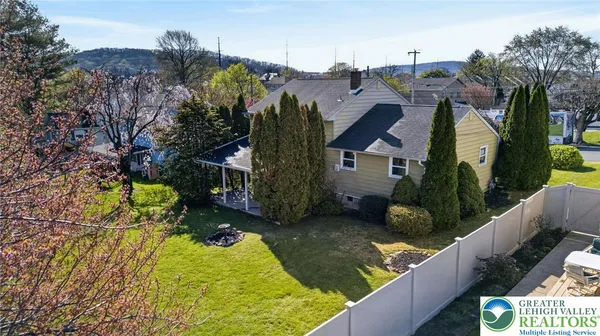 $334,900 | 813 Karoly Street, Freemansburg, PA 18017