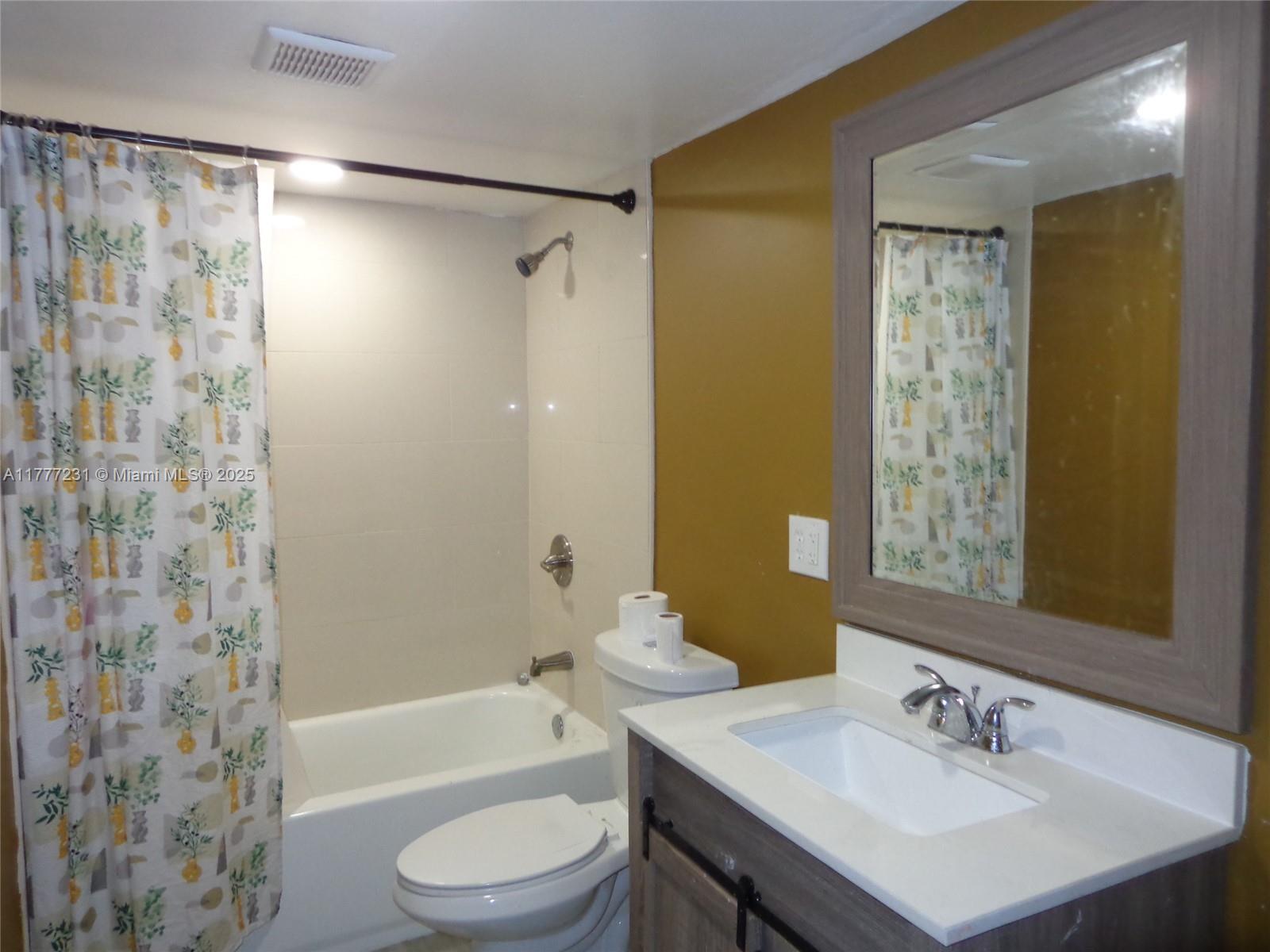 4172 Inverrary Drive, Unit 110 Lauderhill, FL 33319 - Photo 4 of 24