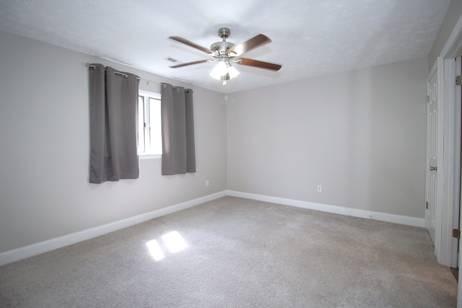 1702 Rockingham Drive, Unit 4 Normal, IL 61761 - Photo 19 of 32