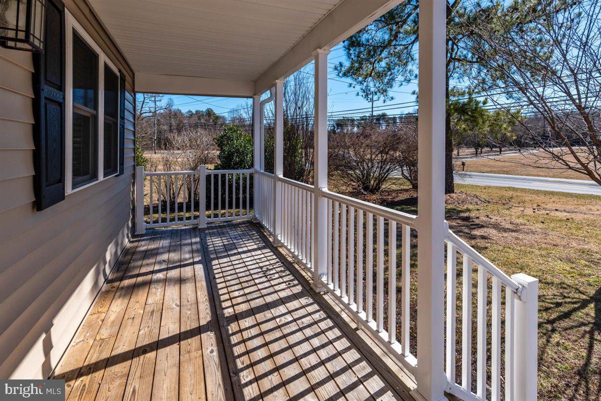 4552 Mountain Road Pasadena, MD 21122 - Photo 3 of 34 Front Porch