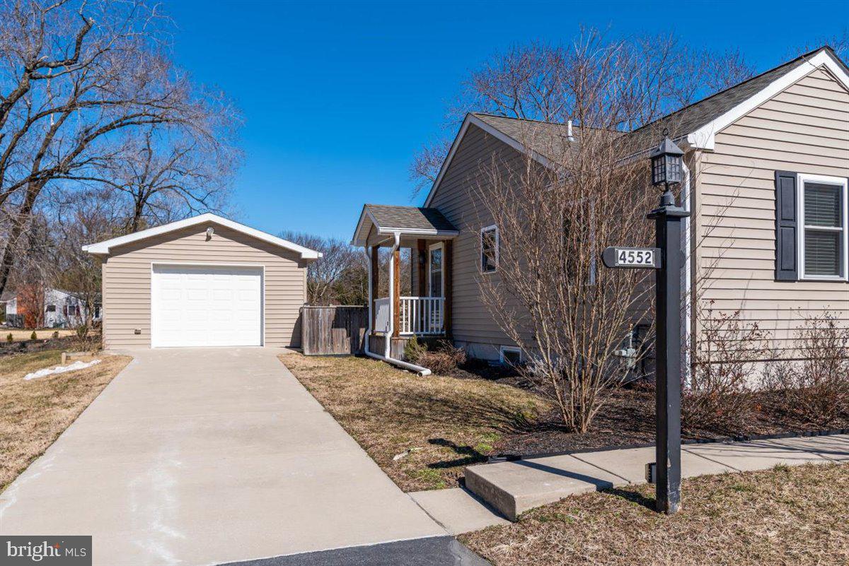 4552 Mountain Road Pasadena, MD 21122 - Photo 33 of 34 Generous driveway and garage