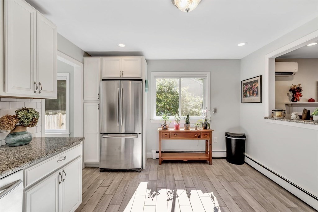 479 Locustfield Road Falmouth, MA 02536 - Photo 5 of 42 Gallery Image 5