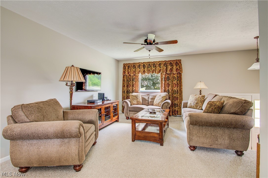 4558 Burkey Road Youngstown, OH 44515 - Photo 11 of 20 Gallery Image 11