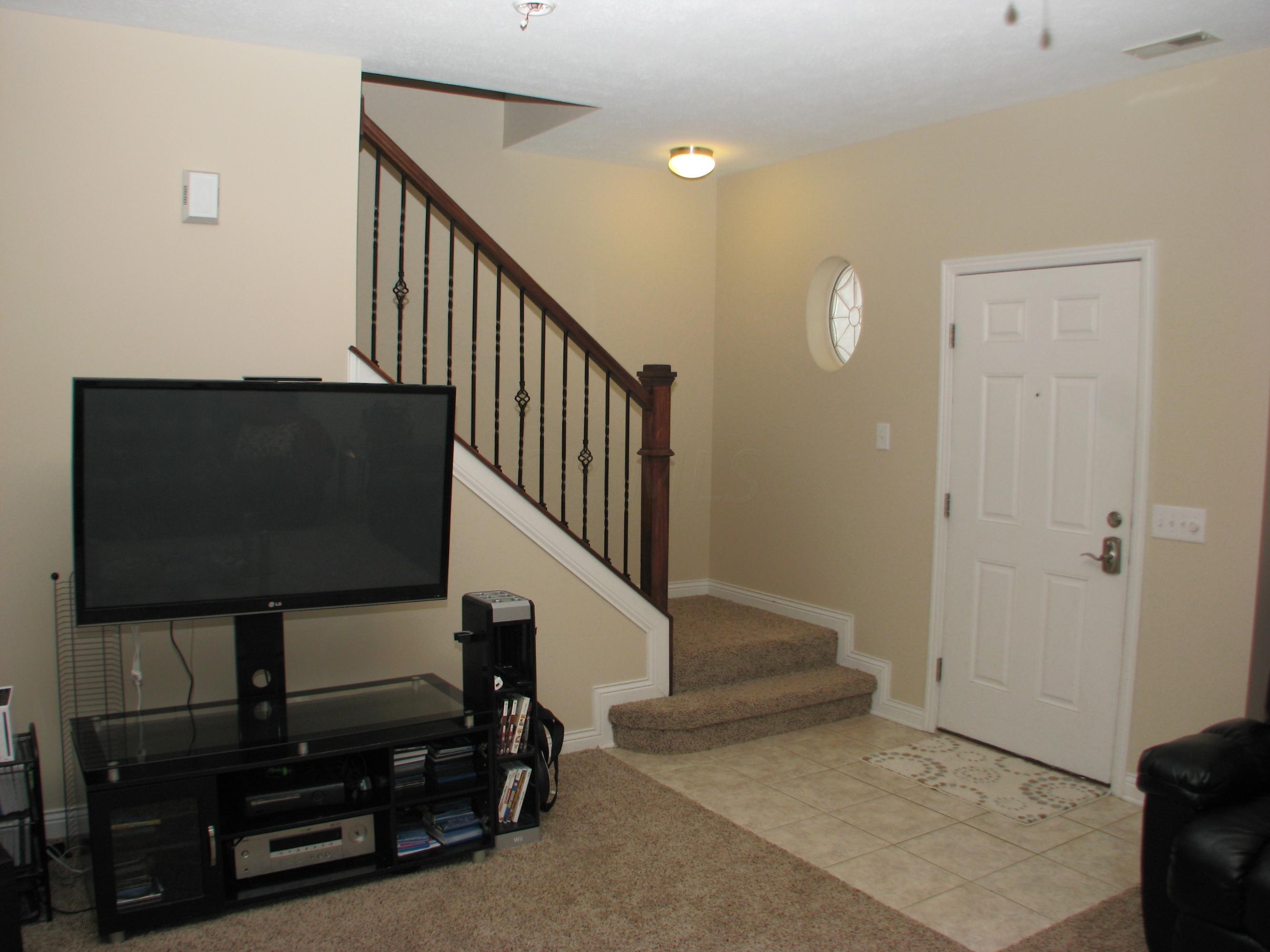 6132 Braet Road Westerville, OH 43081 - Photo 3 of 27