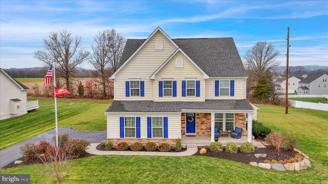an aerial view of residential building and lake view