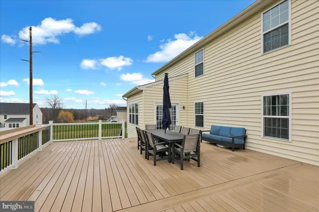 $729,000 | 30 Huntsville Drive, Gilbertsville, PA 19525