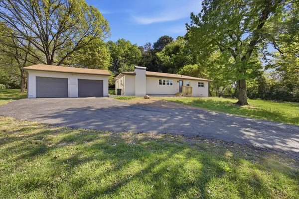 $2,300 | 6310 Potts Road, Chattanooga, TN 37416