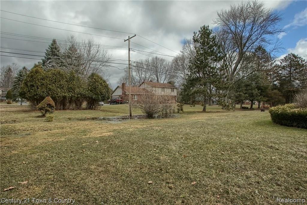2300 Kingsford Road Rochester Hills, MI 48309 - Photo 31 of 32