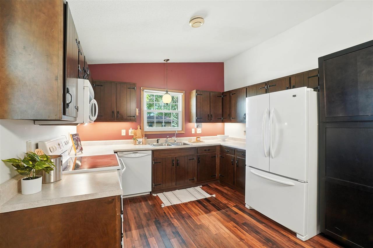 213 Schnoebelen Street Riverside, IA 52327 - Photo 9 of 63 Gallery Image 9