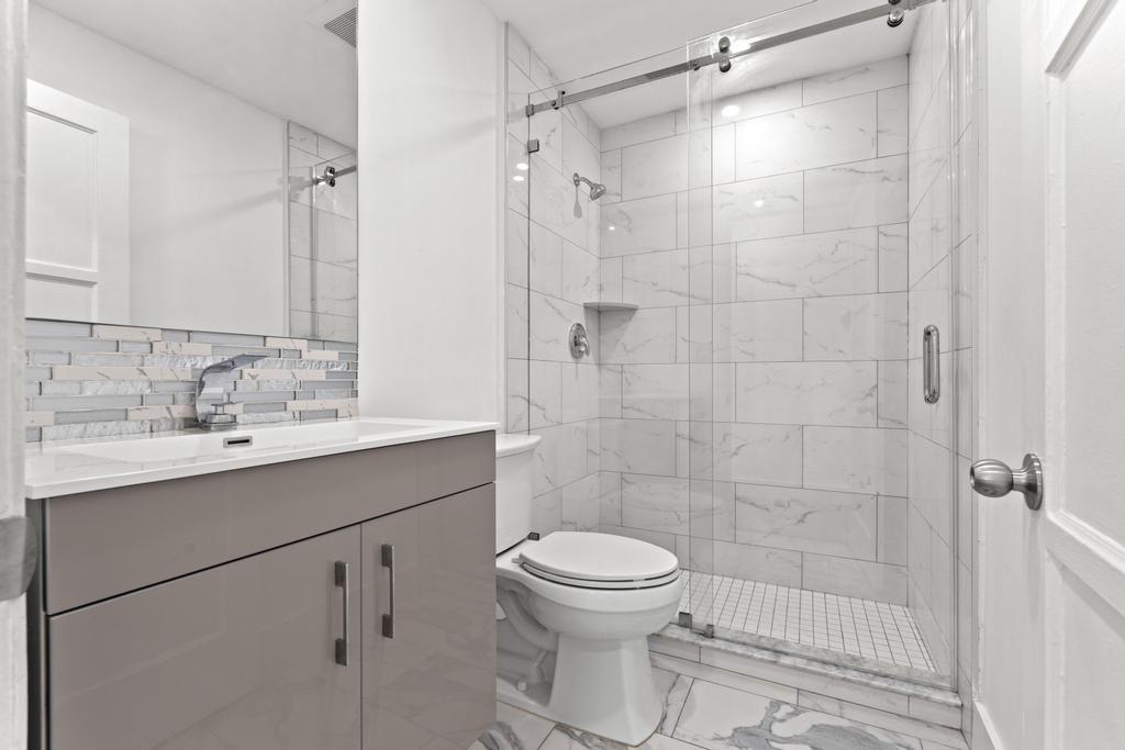 814 Franklin Road West Palm Beach, FL 33405 - Photo 18 of 36 DSC05861