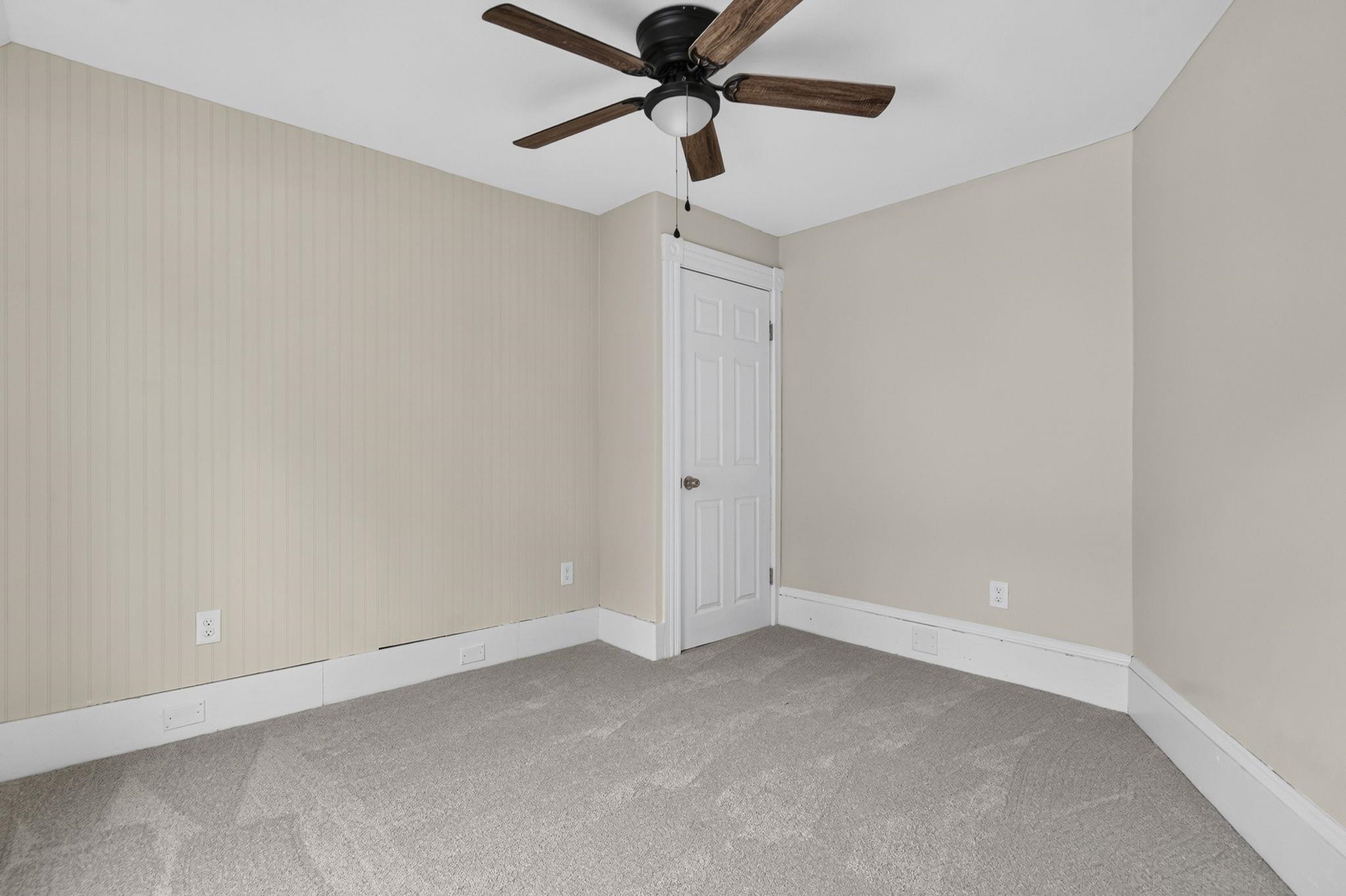 383 Wilson Street Manchester, NH 03103 - Photo 22 of 37