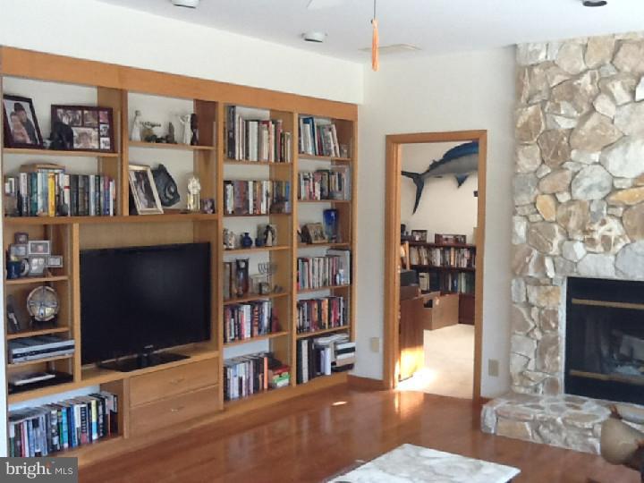 299 Tom Brown Road Moorestown, NJ 08057 - Photo 15 of 25