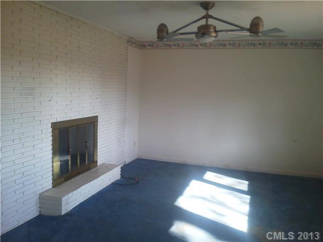 134 Anne Neely Road Gastonia, NC 28056 - Photo 4 of 6 a view of empty room with window